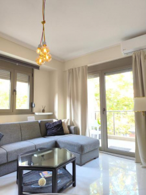 Modern Turnkey 1Bdr & study Apt - near sea